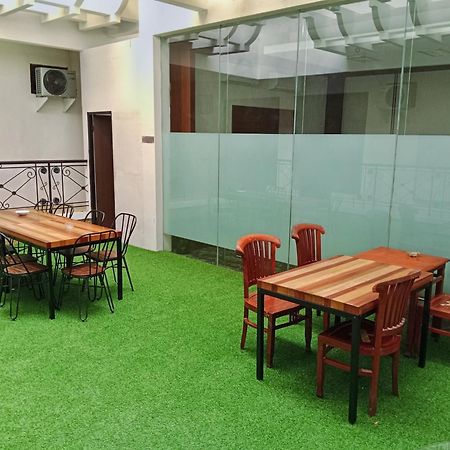 Andita Syariah Hotel Surabaya Dış mekan fotoğraf