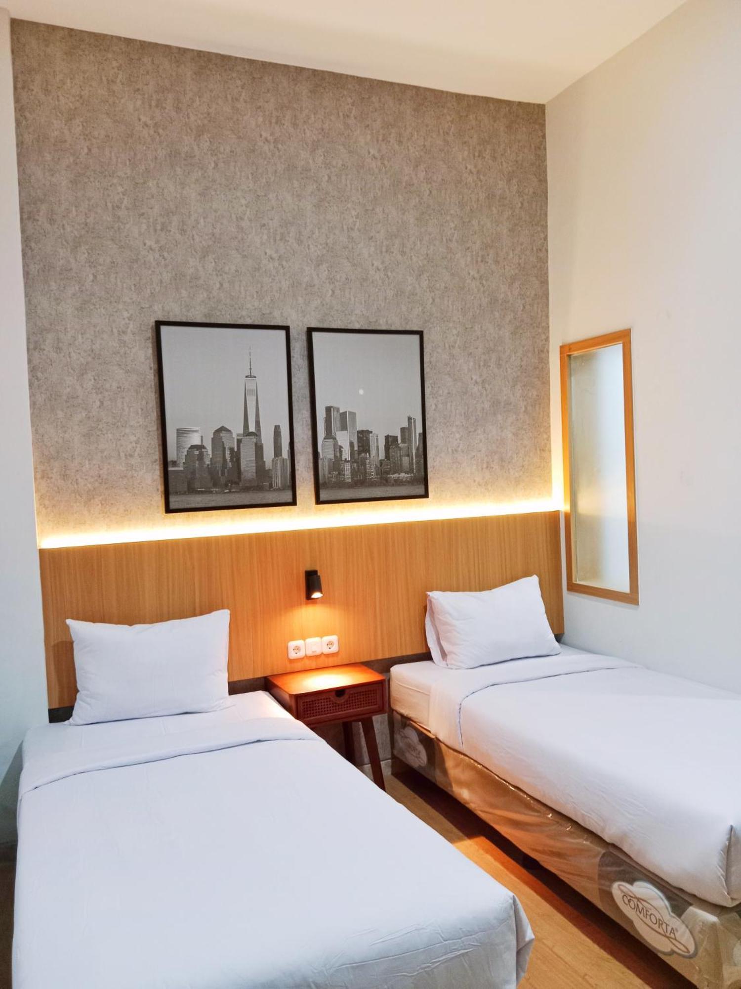 Andita Syariah Hotel Surabaya Dış mekan fotoğraf